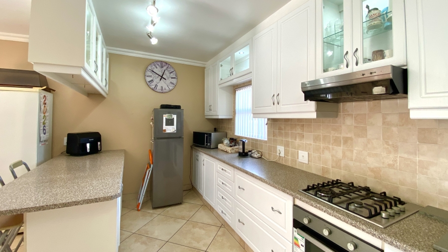 3 Bedroom Property for Sale in Velddrif Western Cape